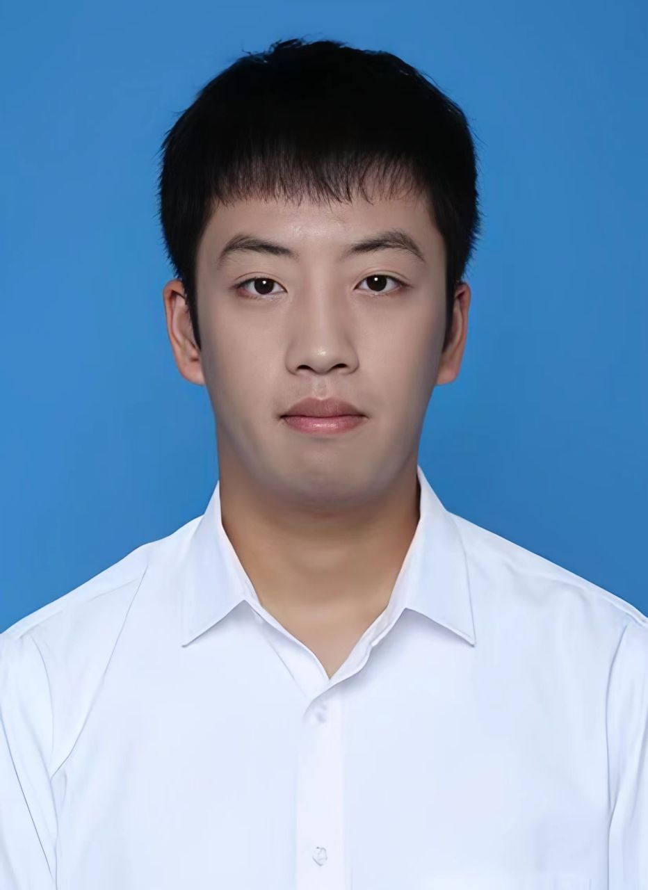 杨鹤.jpg