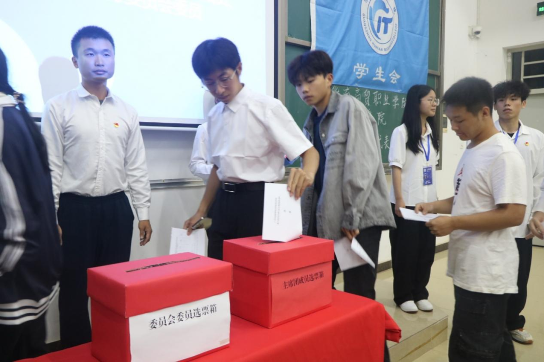 微信图片_2025-11-19_094118_085.png