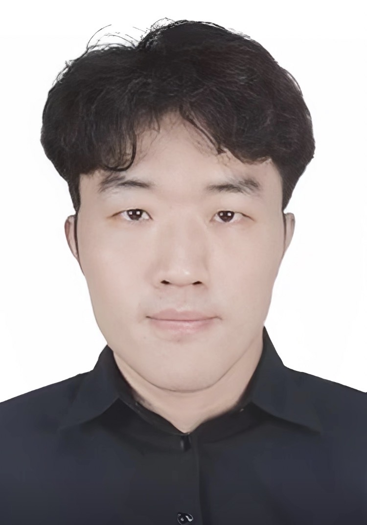 张旭东.jpeg