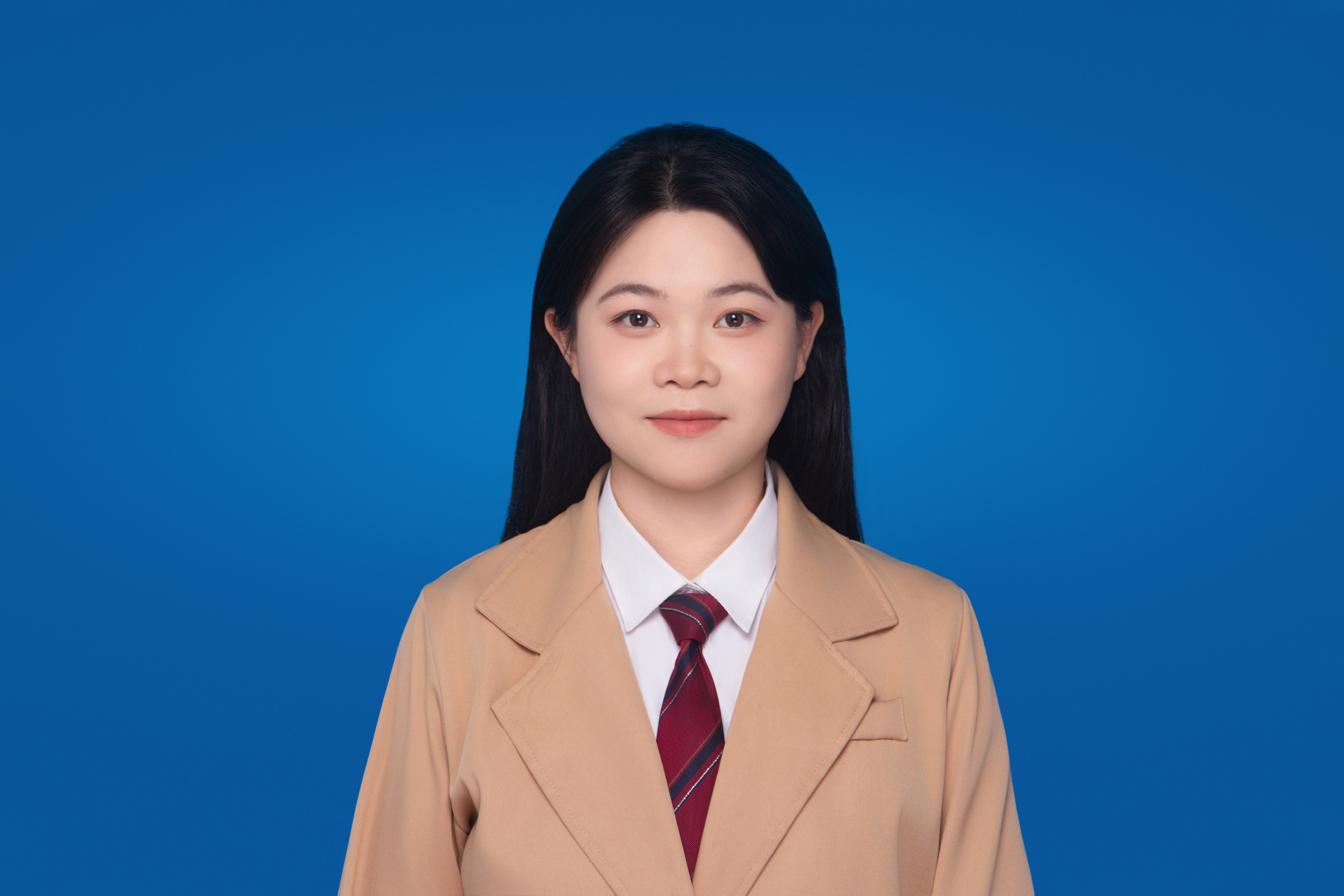 何海青.jpg